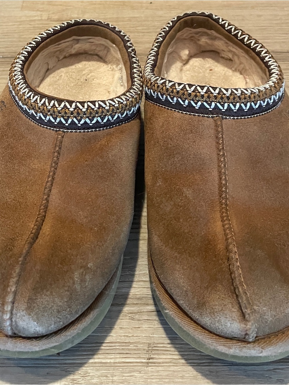 UGG Chestnut Brown Suede Shearling Slip-On Moccasins women’s 8 - Picture 2 of 5
